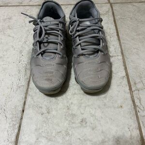 Nike Gray Athletic Shoes with Textured Fabric